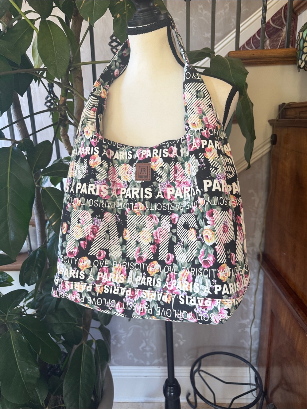 ROBIN RUTH black floral Paris tote brand new never used zip top - Picture 5 of 8